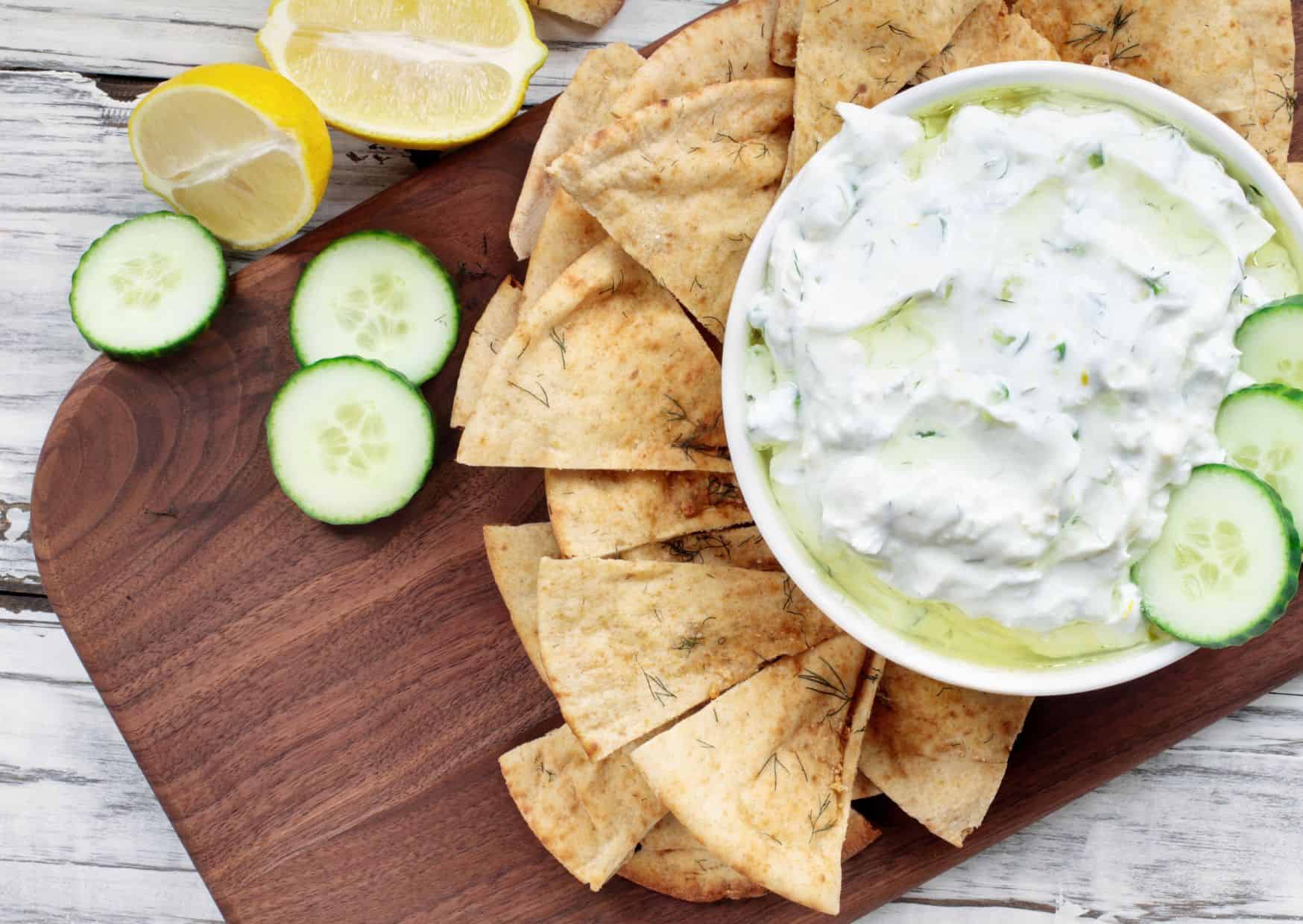 How To Make Homemade Tzatziki (Recipe Guide)