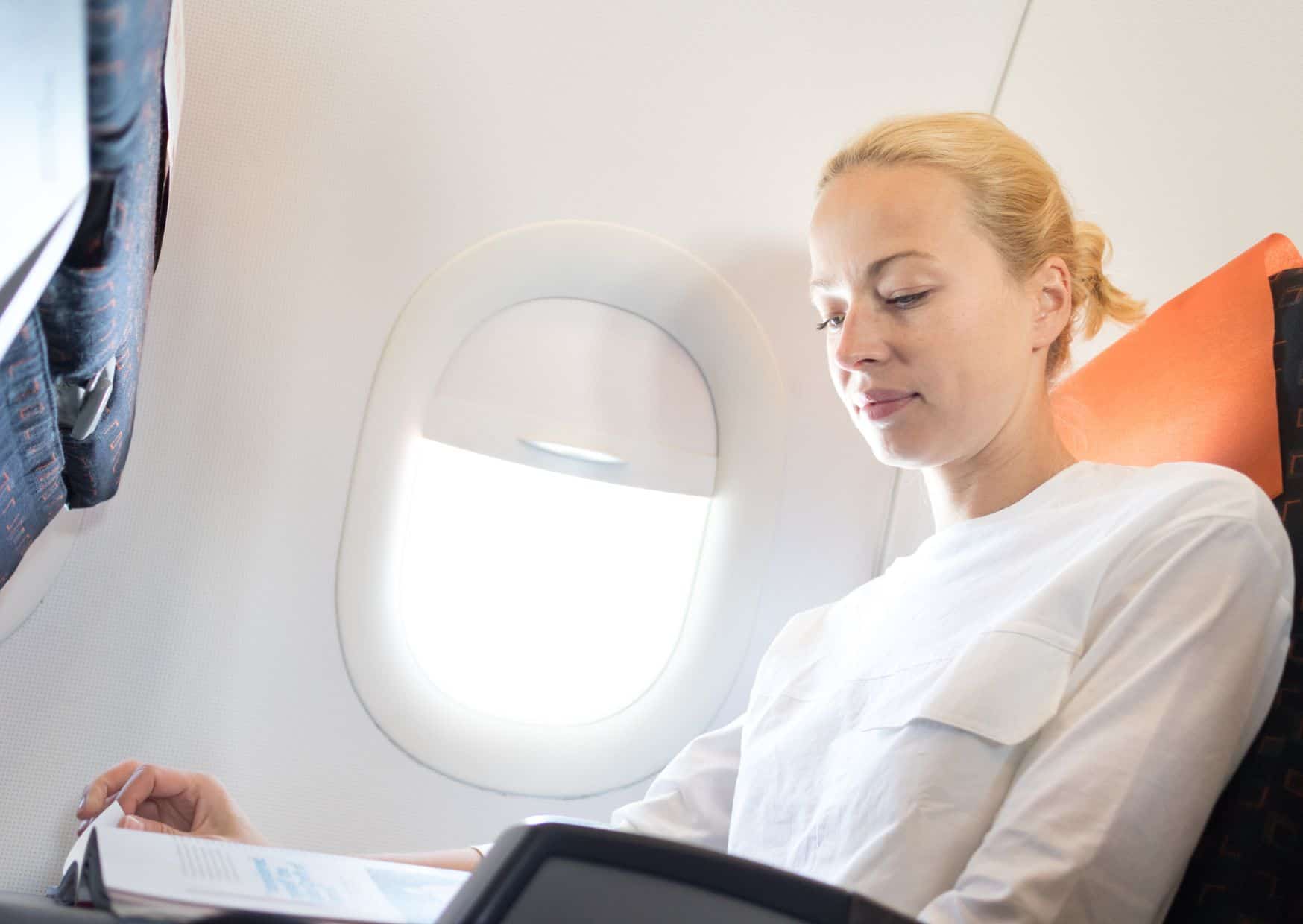 Afraid Of Flying? 10 Tips To Avoid Panic When Flying