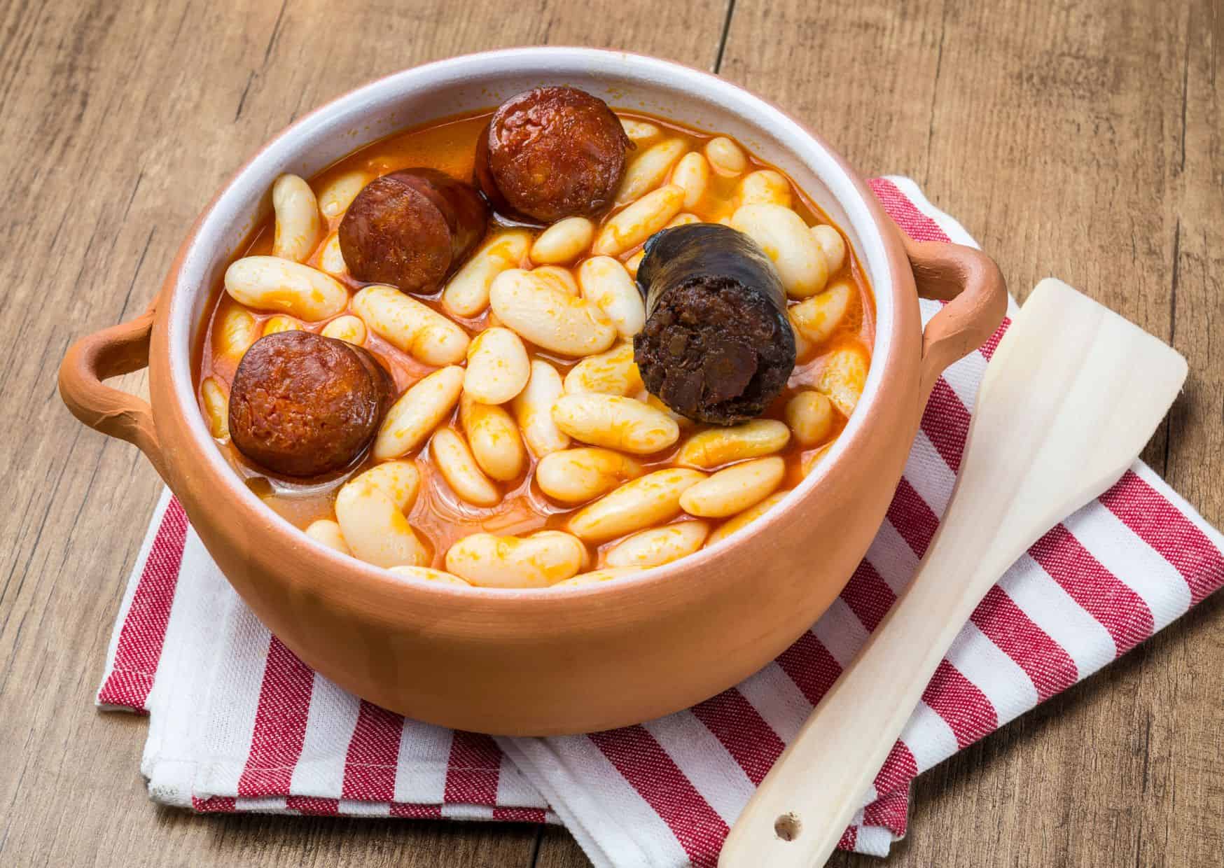 How To Make Spanish Judiones De la Granja White Beans (Recipe Guide)