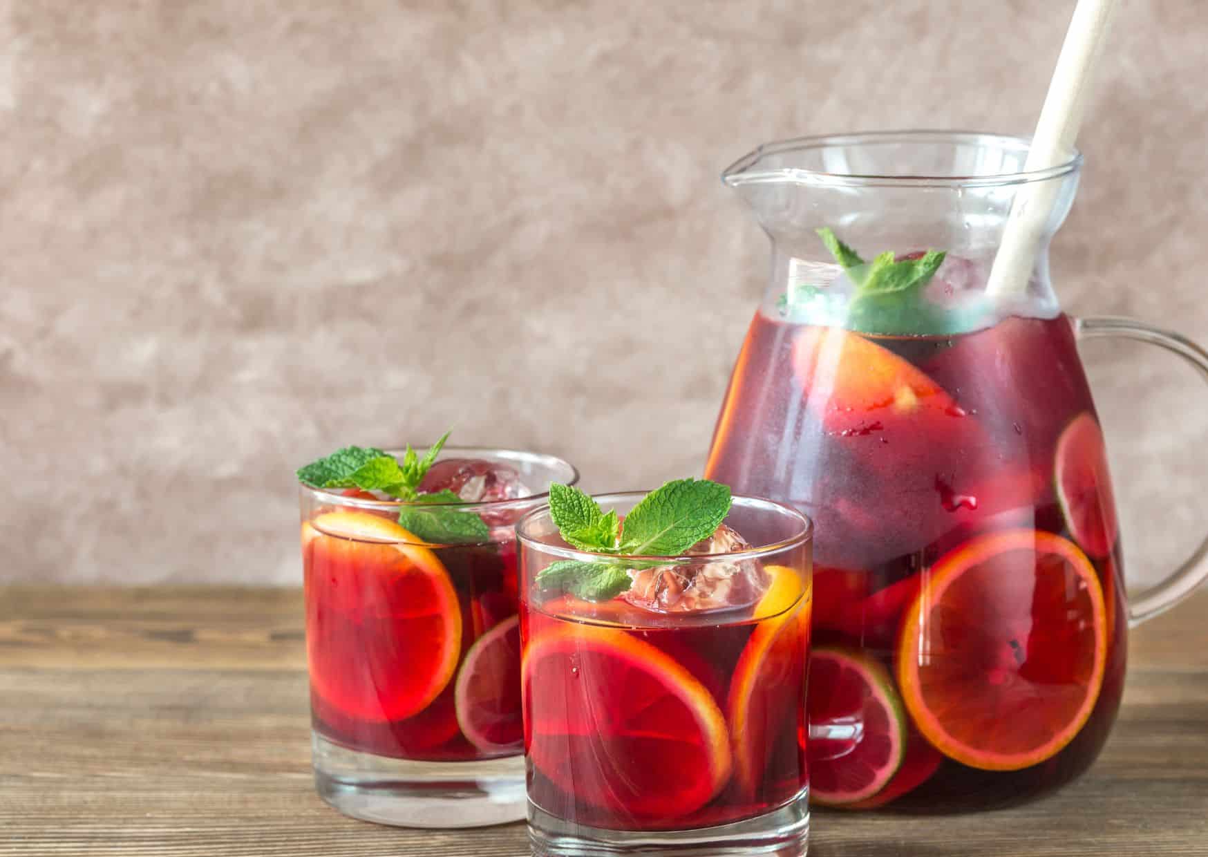 How To Make Spanish Sangria (Recipe Guide)