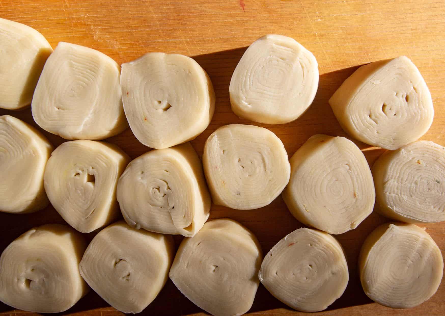 How To Make Homemade Sfogliatella (Recipe Guide)