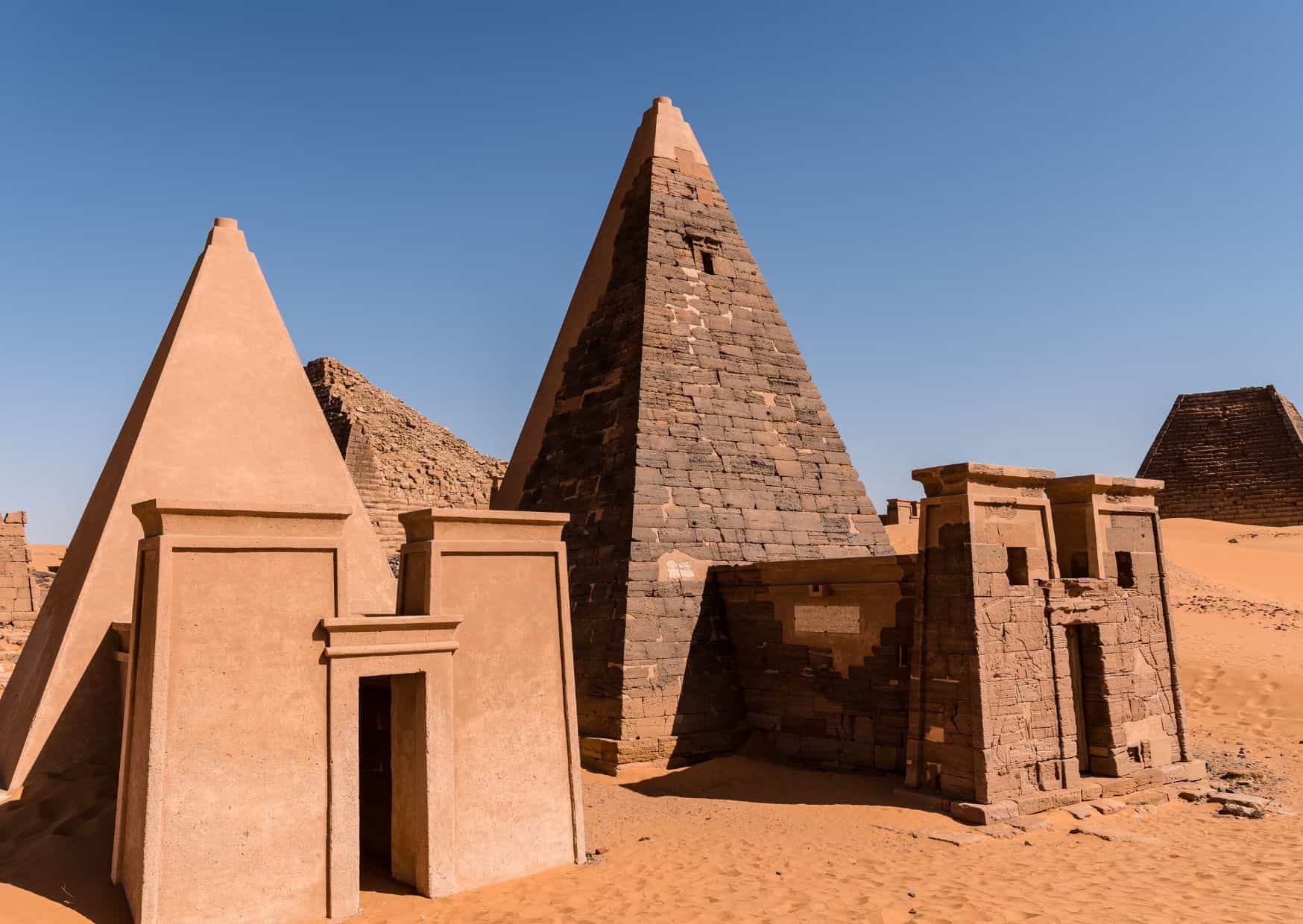 15 Worst Destinations For Flashpackers In The World