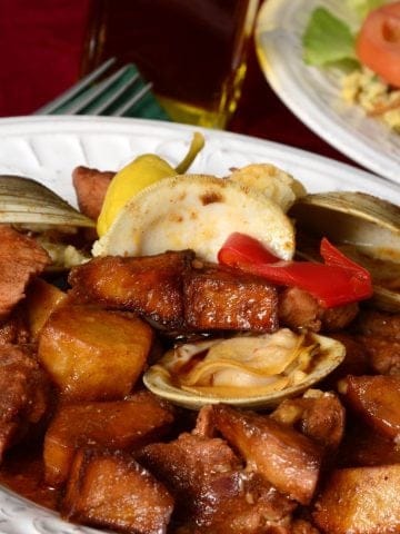 How To Make Carne de Porco Alentejana (Recipe Guide)