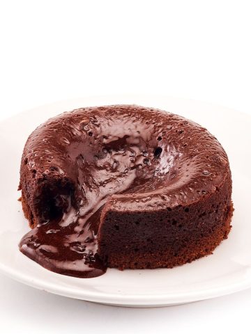 How To Make Chocolate Pudding Cake (Recipe Guide)