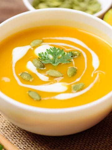 How to Make Creamy Butternut Squash Soup (Recipe Guide)