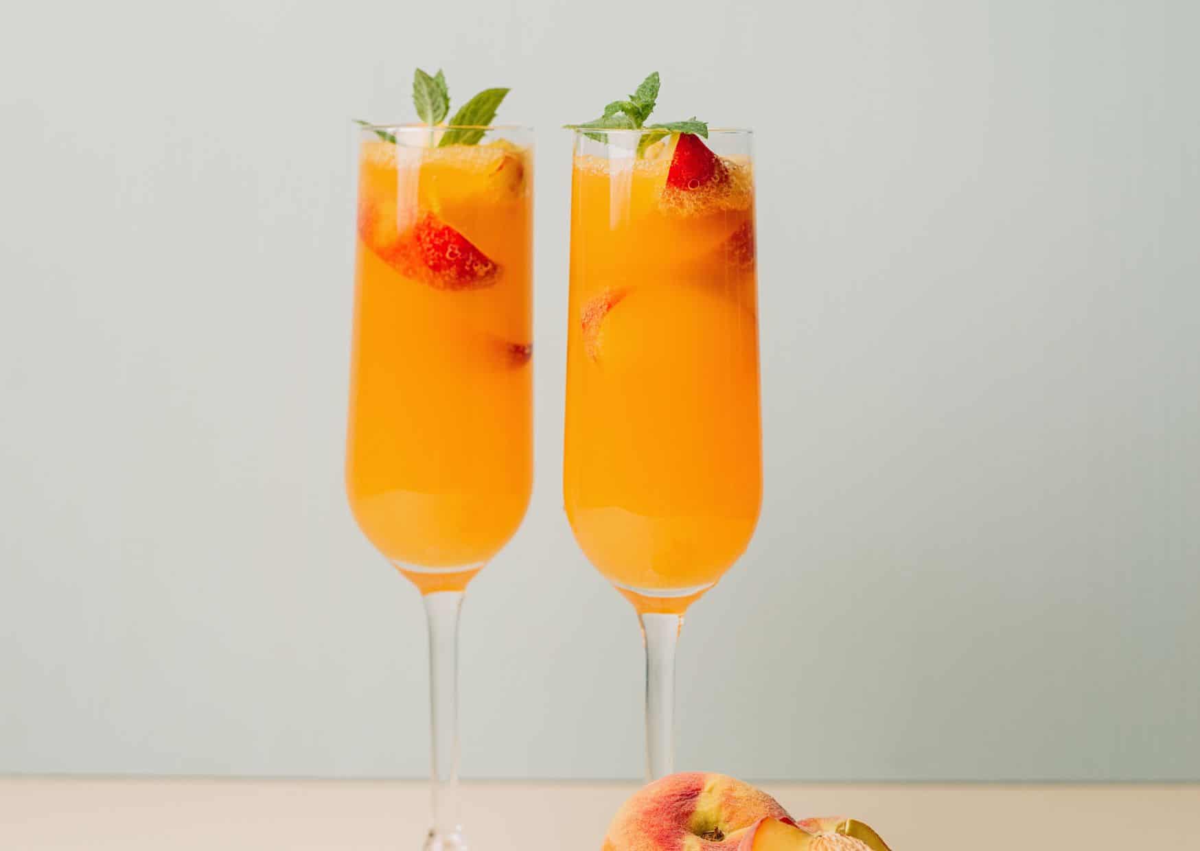 How to Make a Classic Mimosa Cocktail (Recipe Guide)