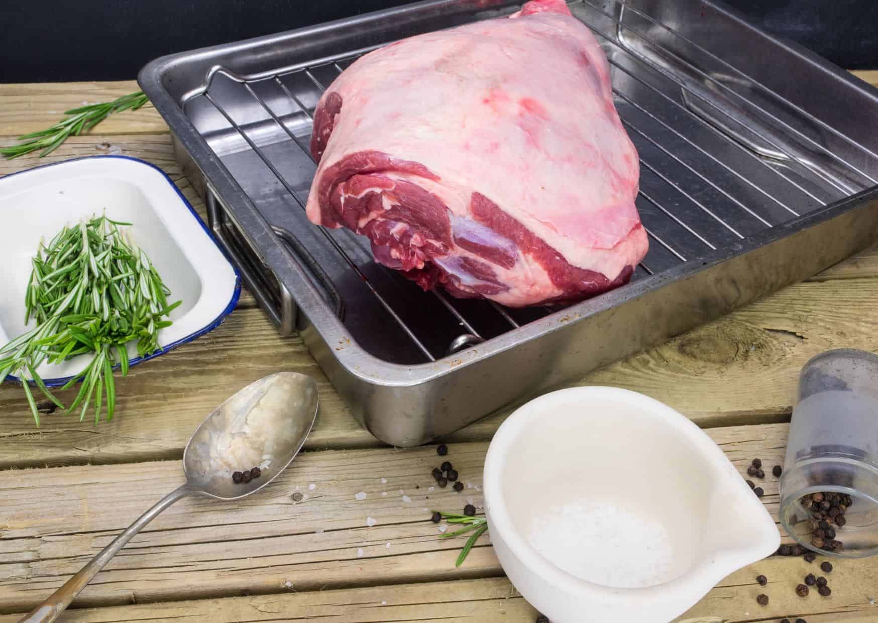 The Italian Roast Lamb Recipe That Turns Any Meal Into an Easter Feast 2 How To Make Homemade Abbacchio al Forno Roast Lamb (Recipe Guide)