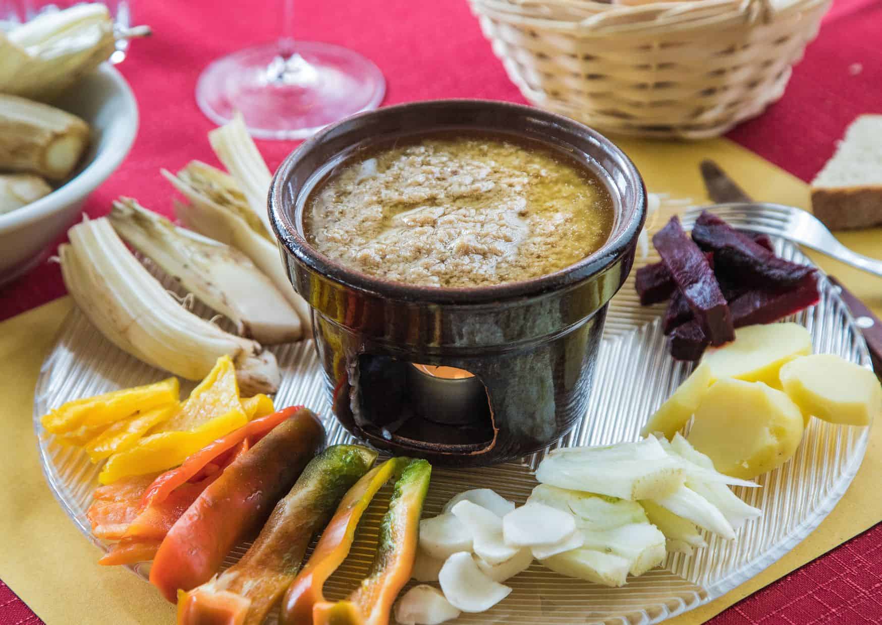 How to Make Italian Bagna Cauda (Recipe Guide)