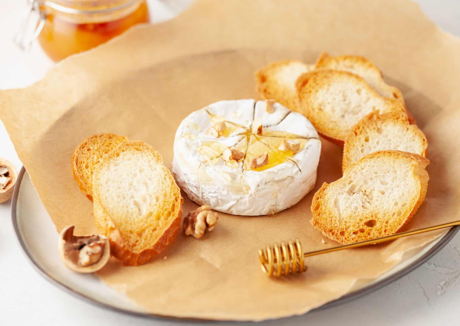 Baked Brie with Honey and Nuts