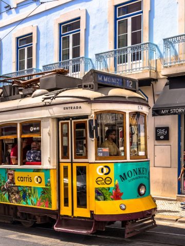 Rules About Tipping in Portugal: Travel Guide