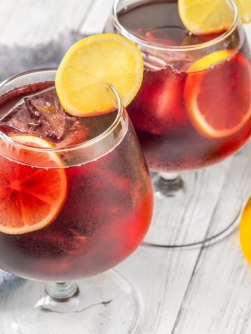 Rules About Tipping in Spain: Travel Guide