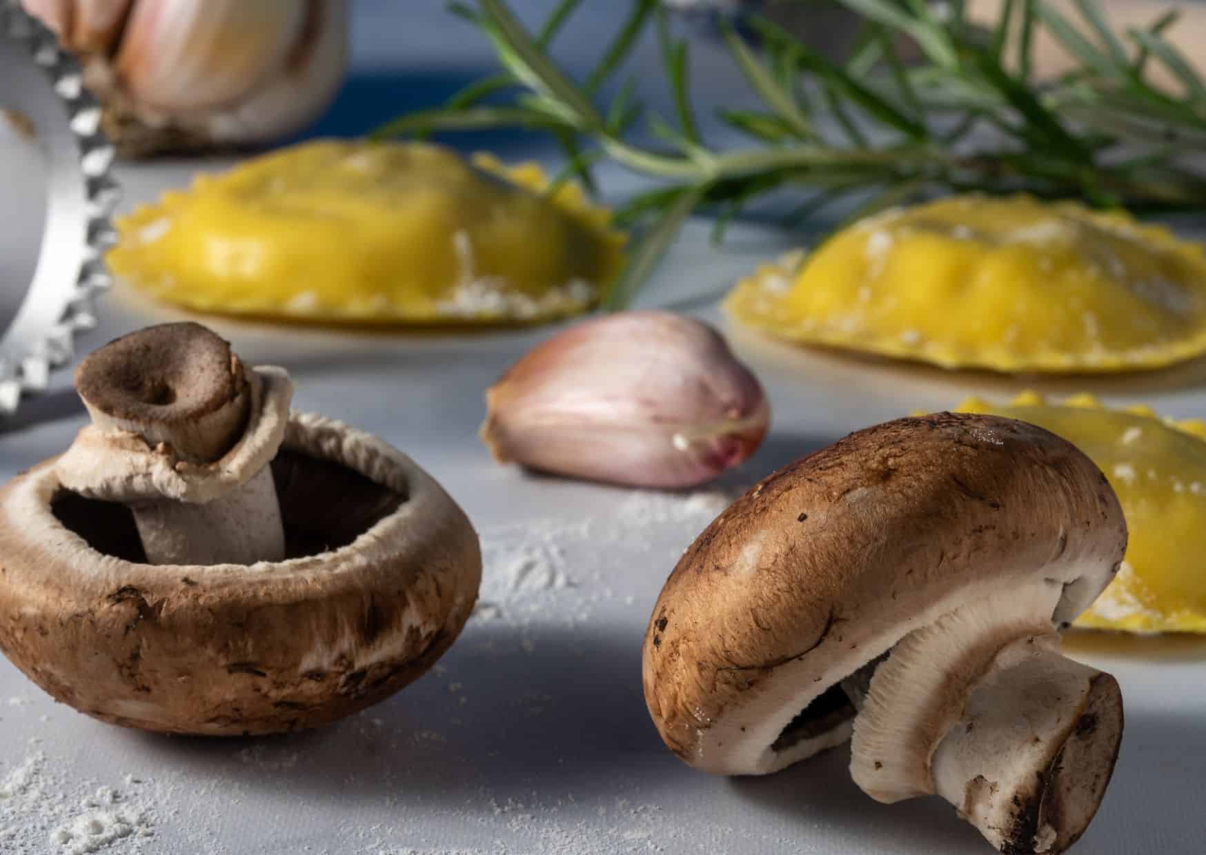 How To Make Italian Stuffed Mushrooms (Recipe Guide)