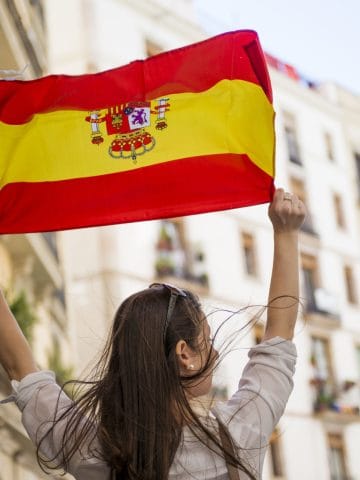 14 Unwritten Rules of Visiting Spain, Starting From 2nd of December Is Mandatory to Register In Spain As A Traveler, Why Everyone’s Packing Up and Moving to Spain, Don’t Do This in Spain: 20 Things not to do in Spain