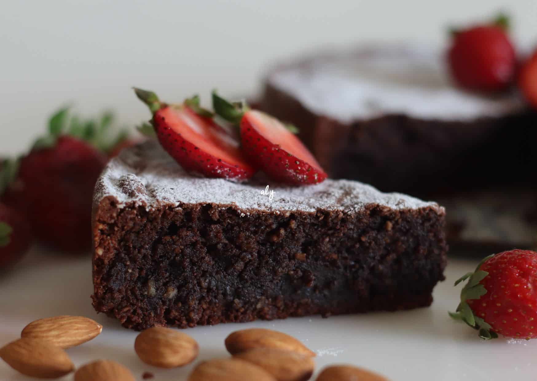 How to Make Italian Torta Caprese (Recipe Guide)