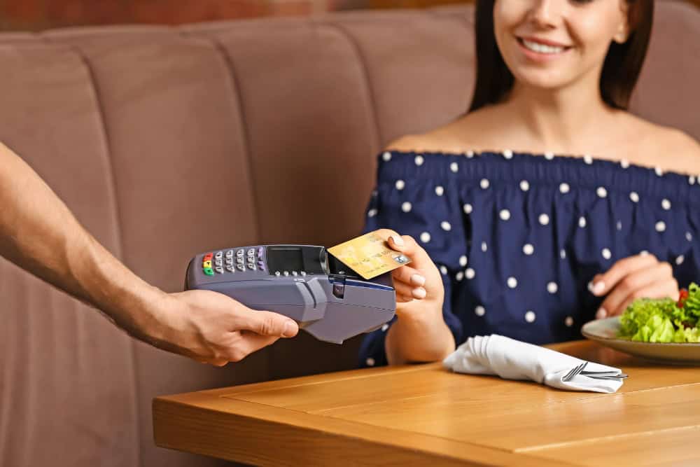 17 American Habits That Make Europeans Cringe And What To Do Instead 13