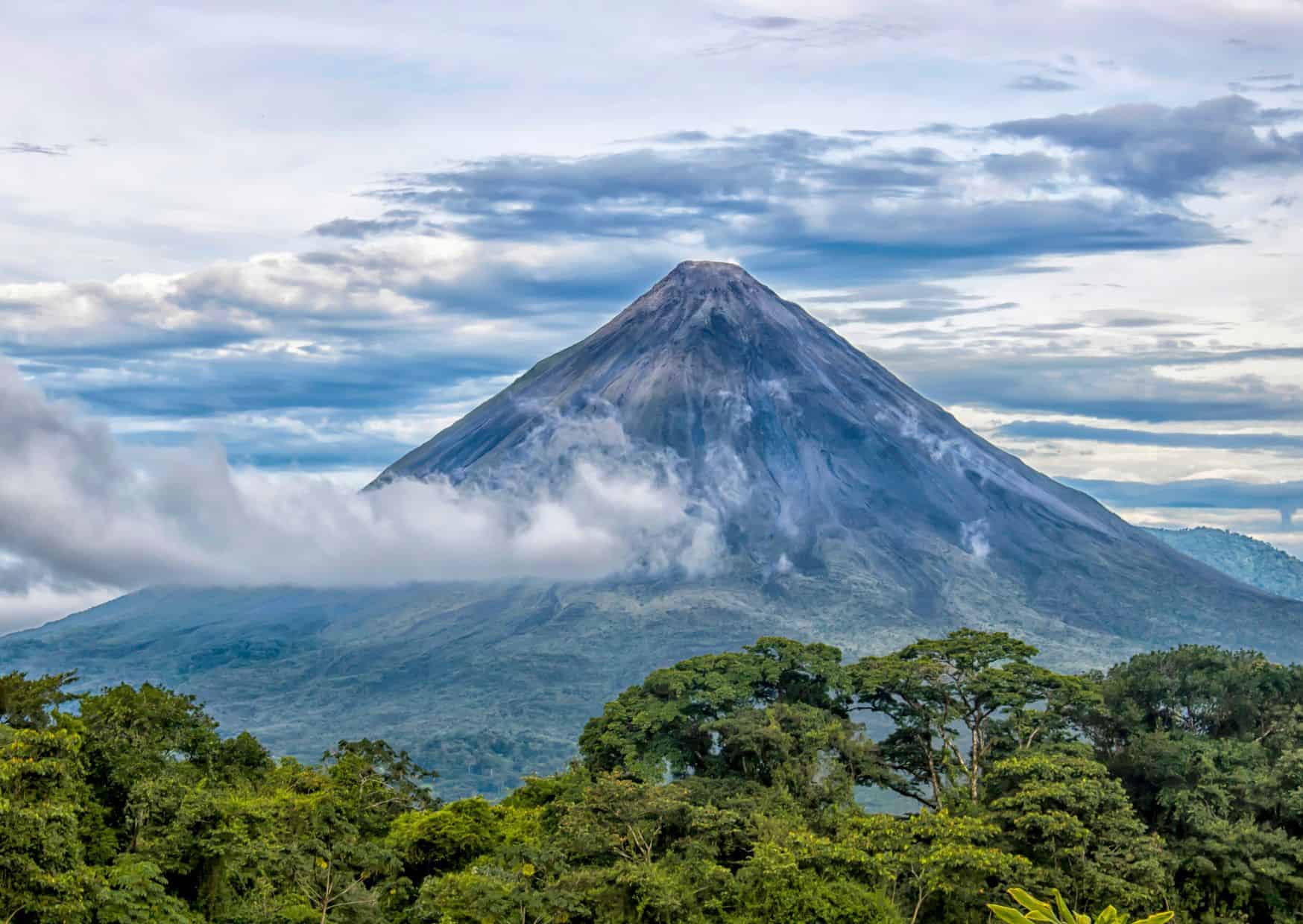 10 Countries Americans Can Move to Without a Visa in 2025 4 Most Popular Countries With Free Visa To Move In 2025, Don’t Do This in Costa Rica: 20 Things Not to Do in Costa Rica, 15 Culture Shocks for Americans in Costa Rica