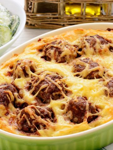 How to Make Meatball Casserole (Recipe Guide)