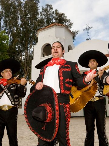 Why Is Mexico Famous? 12 Surprising Things to Know About Mexico, 10 Ways You Are Ruining Your Mexico Trip, 15 Culture Shocks for Americans in Mexico