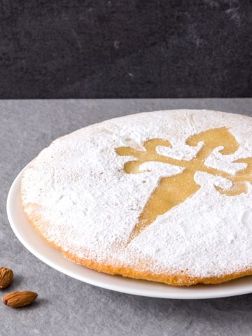 How to Make Tarta de Santiago (Santiago Almond Cake) Recipe Guide