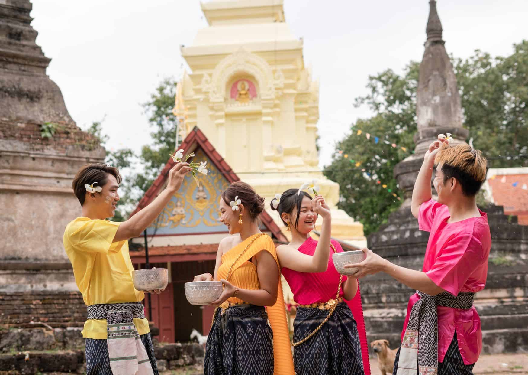 Don't Do This in Thailand: 15 Things Not to Do in Thailand