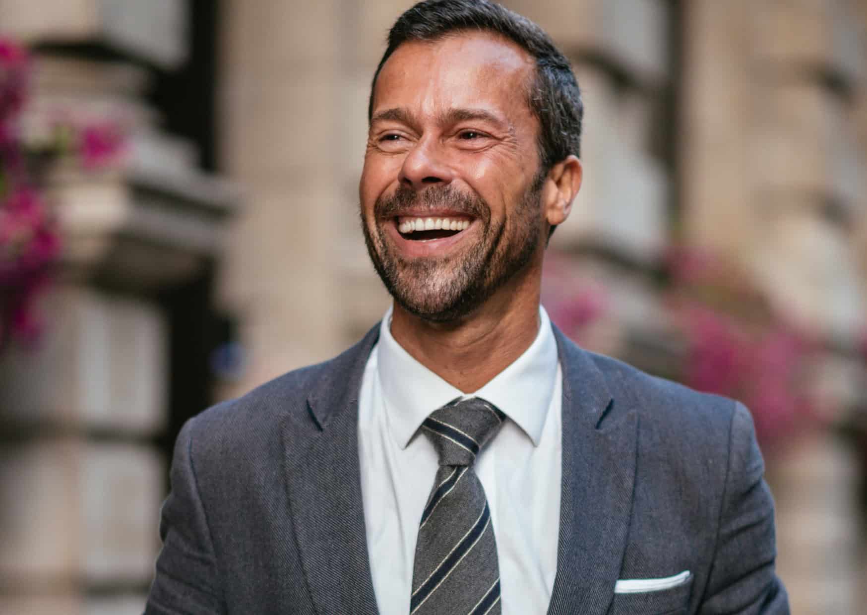 12 British Social Rules That Completely Baffle Americans