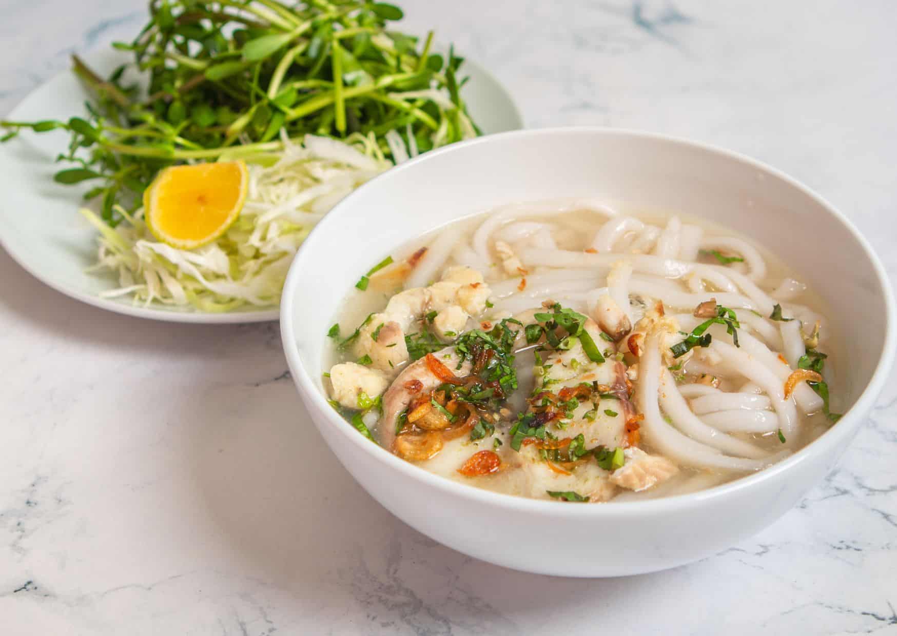Bánh Canh (Thick Noodle Soup)
