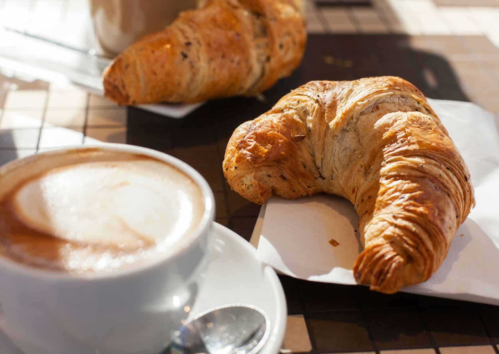 15 European Breakfast Rules That Confuse Every American Tourist