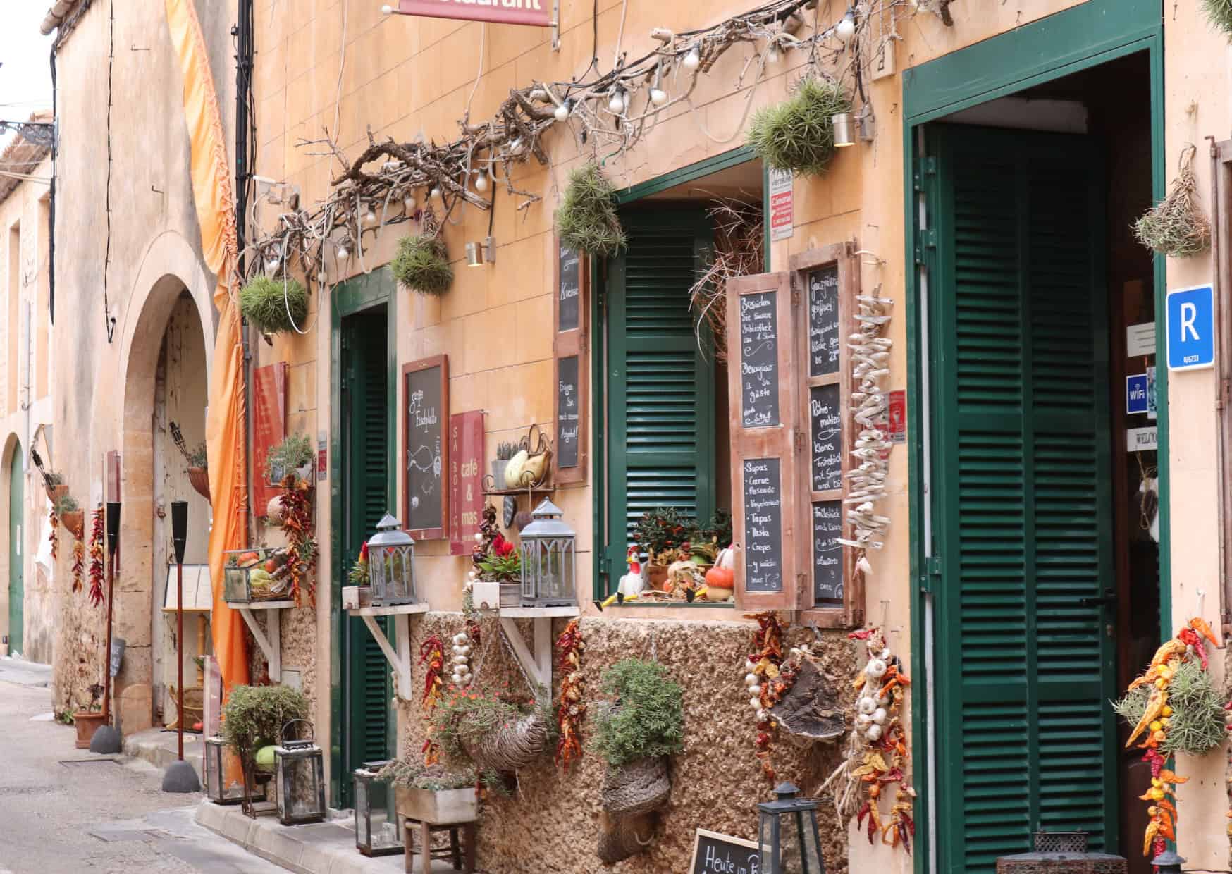 11 Rookie Mistakes That Can Wreck Your European Work Trip (And How Smart Travelers Avoid Them) 4 Mistakes That Will Ruin Your European Work Trip 4