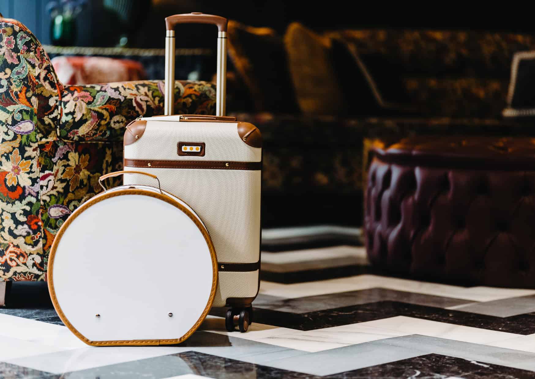 11 Rookie Mistakes That Can Wreck Your European Work Trip (And How Smart Travelers Avoid Them) 9 Mistakes That Will Ruin Your European Work Trip 9