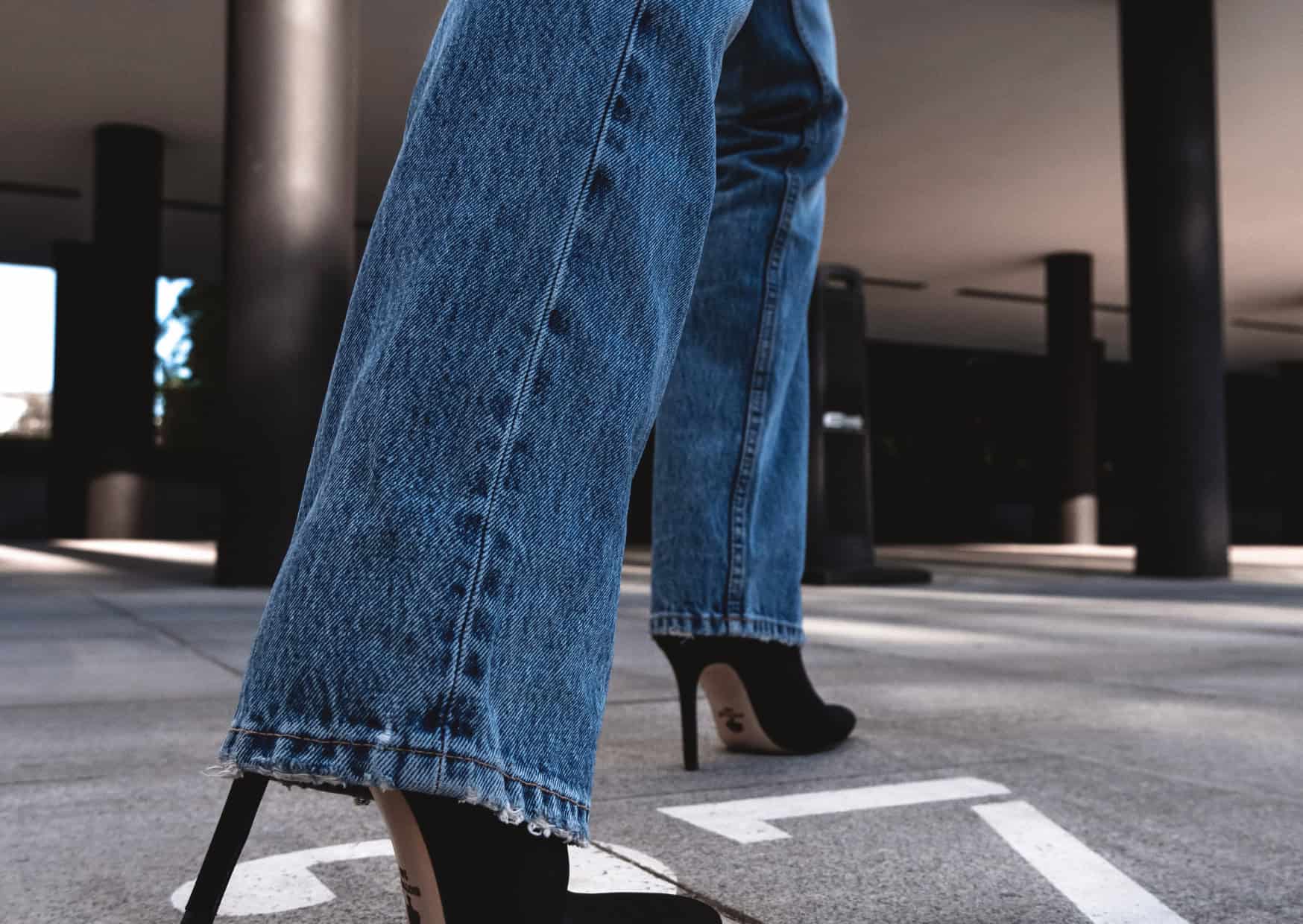 The One-Suitcase Wardrobe: 10 Fashion Essentials That Instantly Make You Look European (Wherever You Are) 2 One Suitcase Wardrobe 2