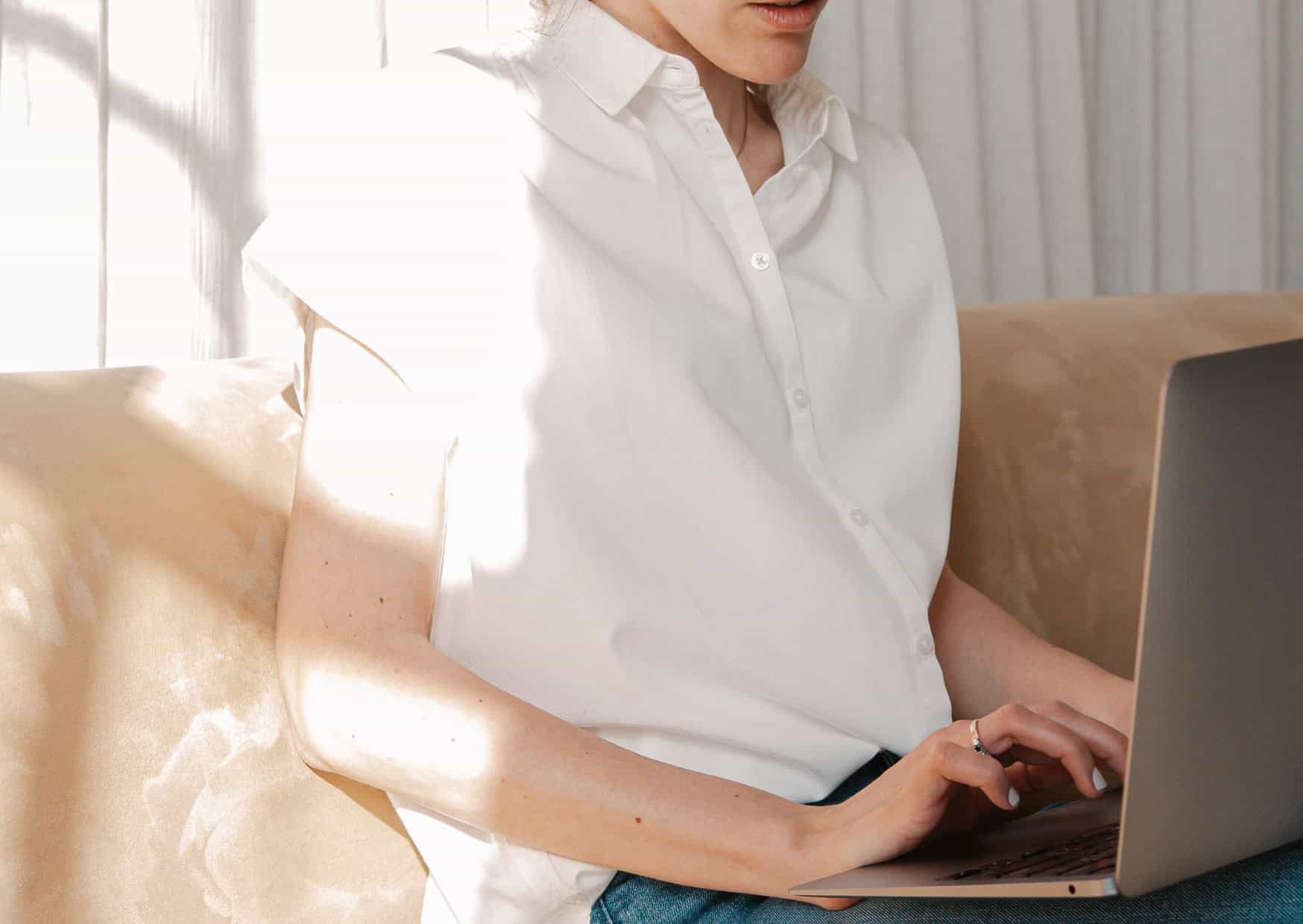 The One-Suitcase Wardrobe: 10 Fashion Essentials That Instantly Make You Look European (Wherever You Are) 1 One Suitcase Wardrobe