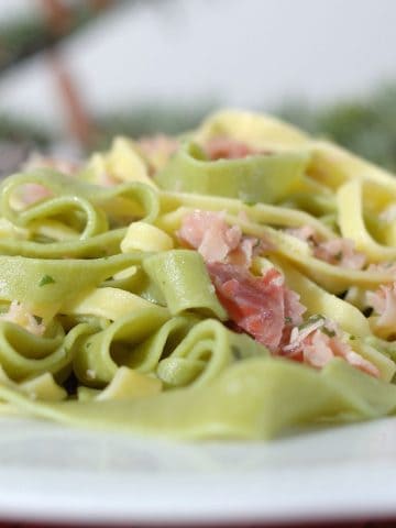 Most Popular Italian Foods: How to Make Tagliatelle al Prosciutto e Piselli (Ham and Peas) Recipe Guide