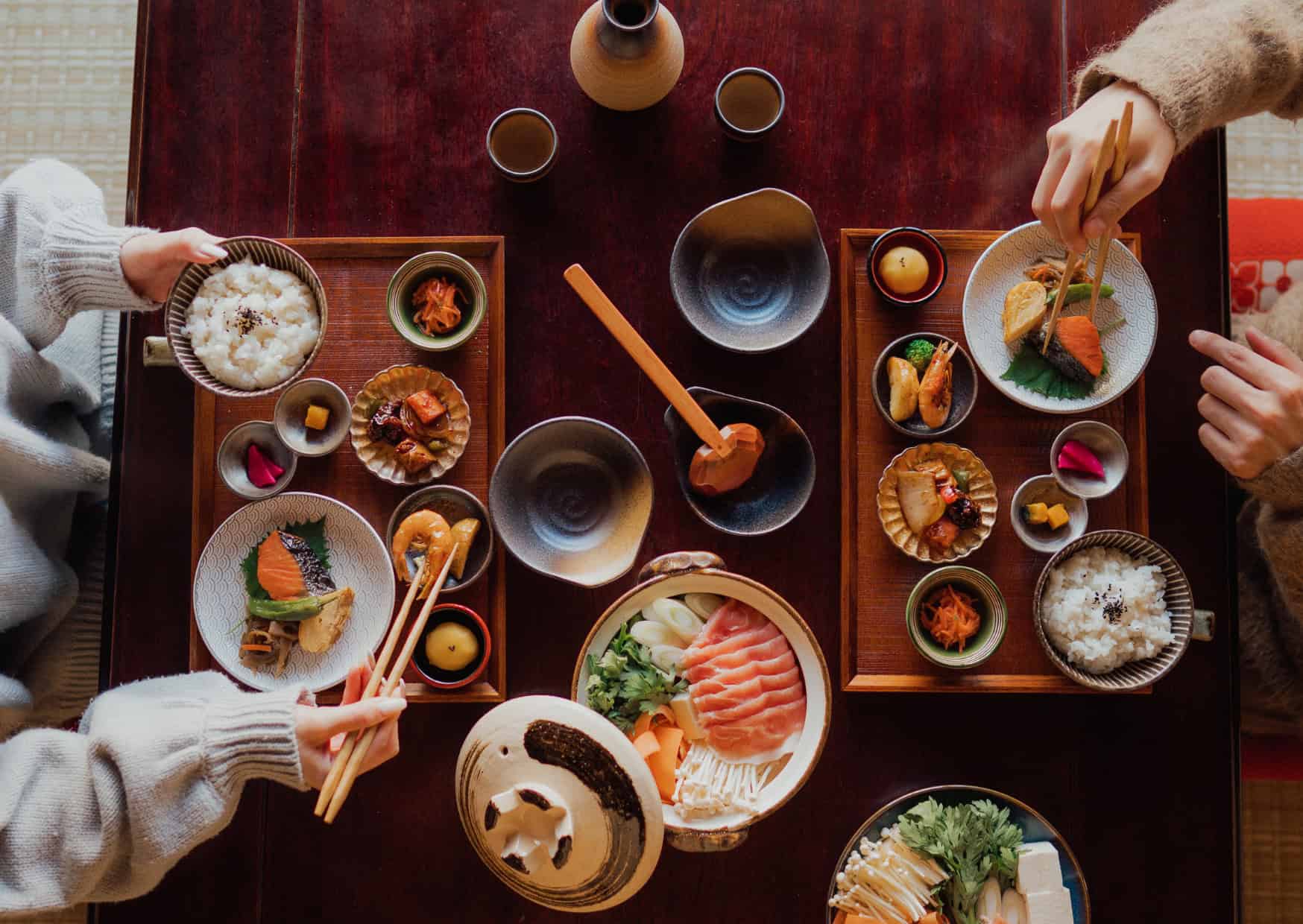 From Shoes to Silence: 8 Social Rules That Surprise Americans in Asia 8 8 Social Rules That Shock Americans in Asian Cities 8