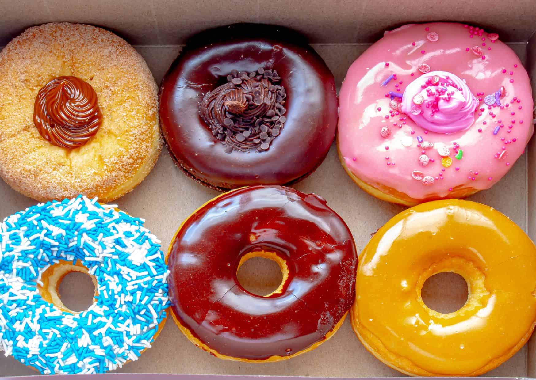 20 Unspoken Rules of Canadian Life That Tourists Often Don’t Understand