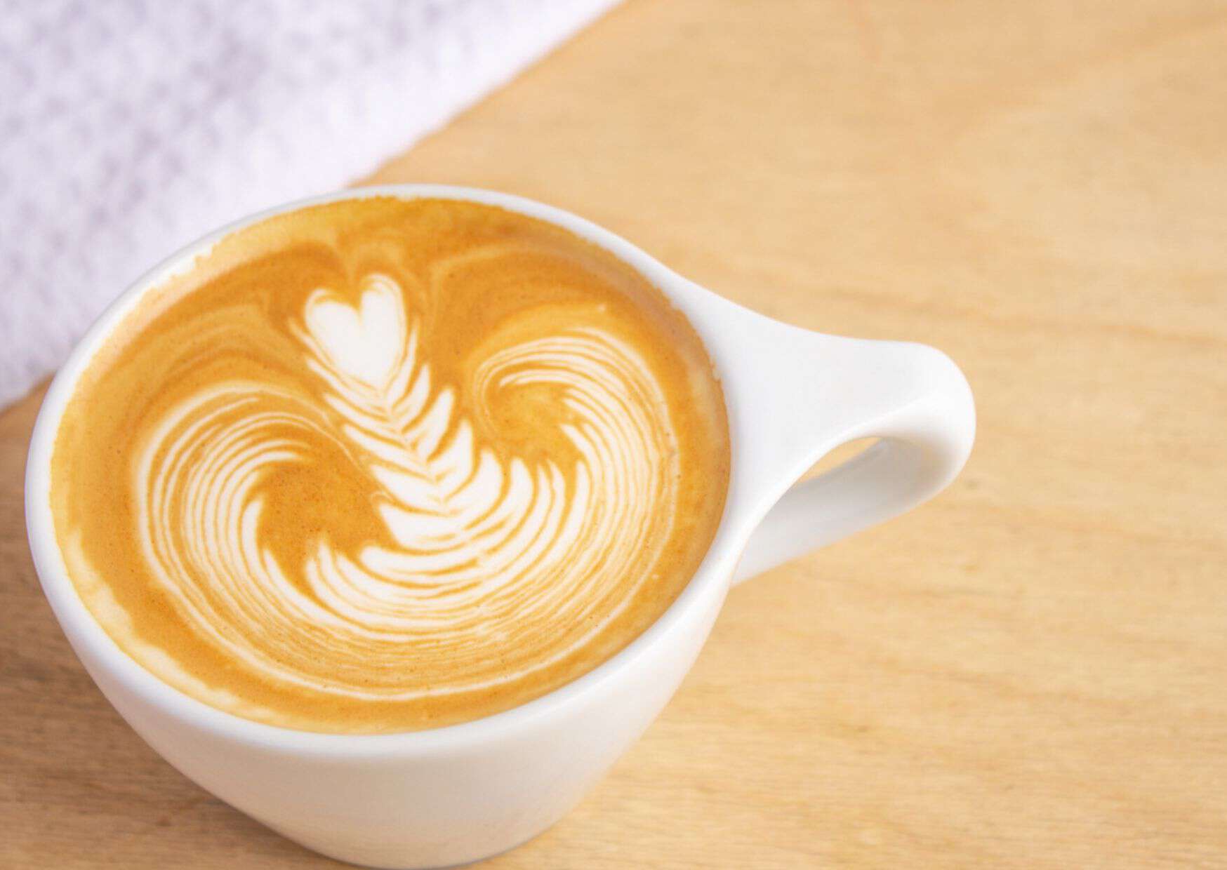 What Europeans Think About Starbucks And Coffeeshops: Preferences and Cultural Insights