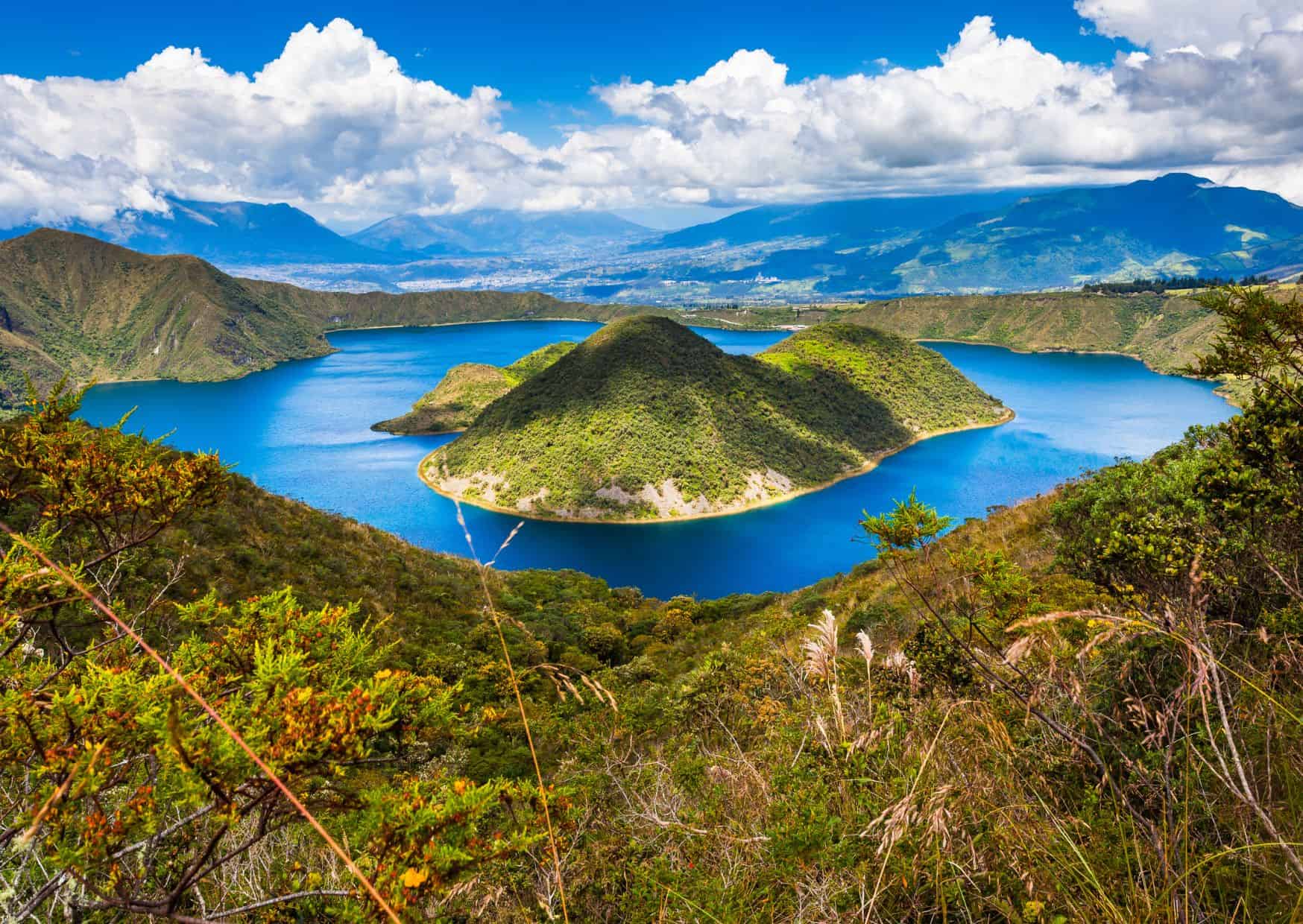 15 Unspoken Rules of Ecuadorian Life That Tourists Never Understand