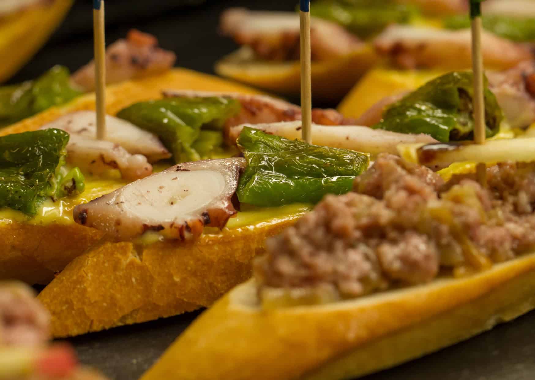 The Unwritten Spanish Bar Rules Americans Break Every Time 3 Unspoken Rules of Spanish Bars That Americans Always Break 3