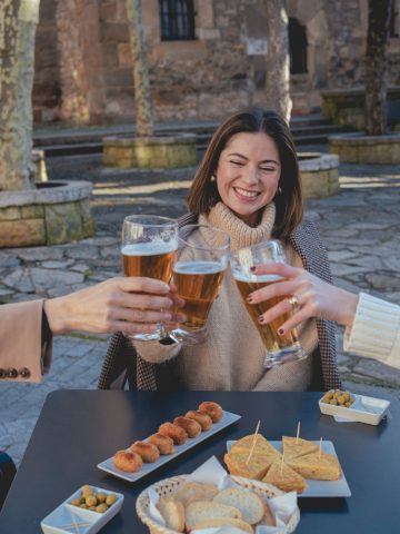 12 Etiquette Rules in Spain Americans Call Uptight But Locals Live By