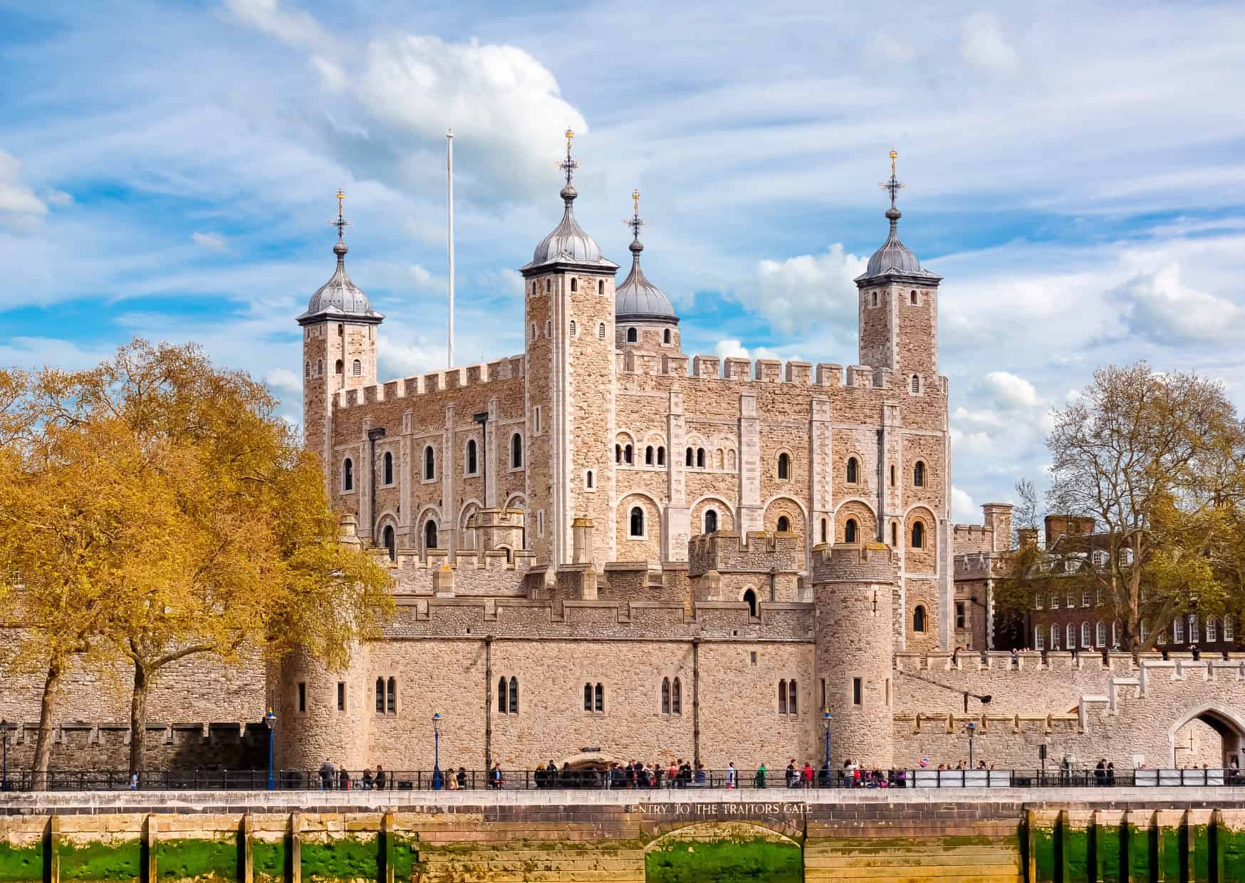 7 Tourist Traps in Europe That Are Actually Worth Your Money 6