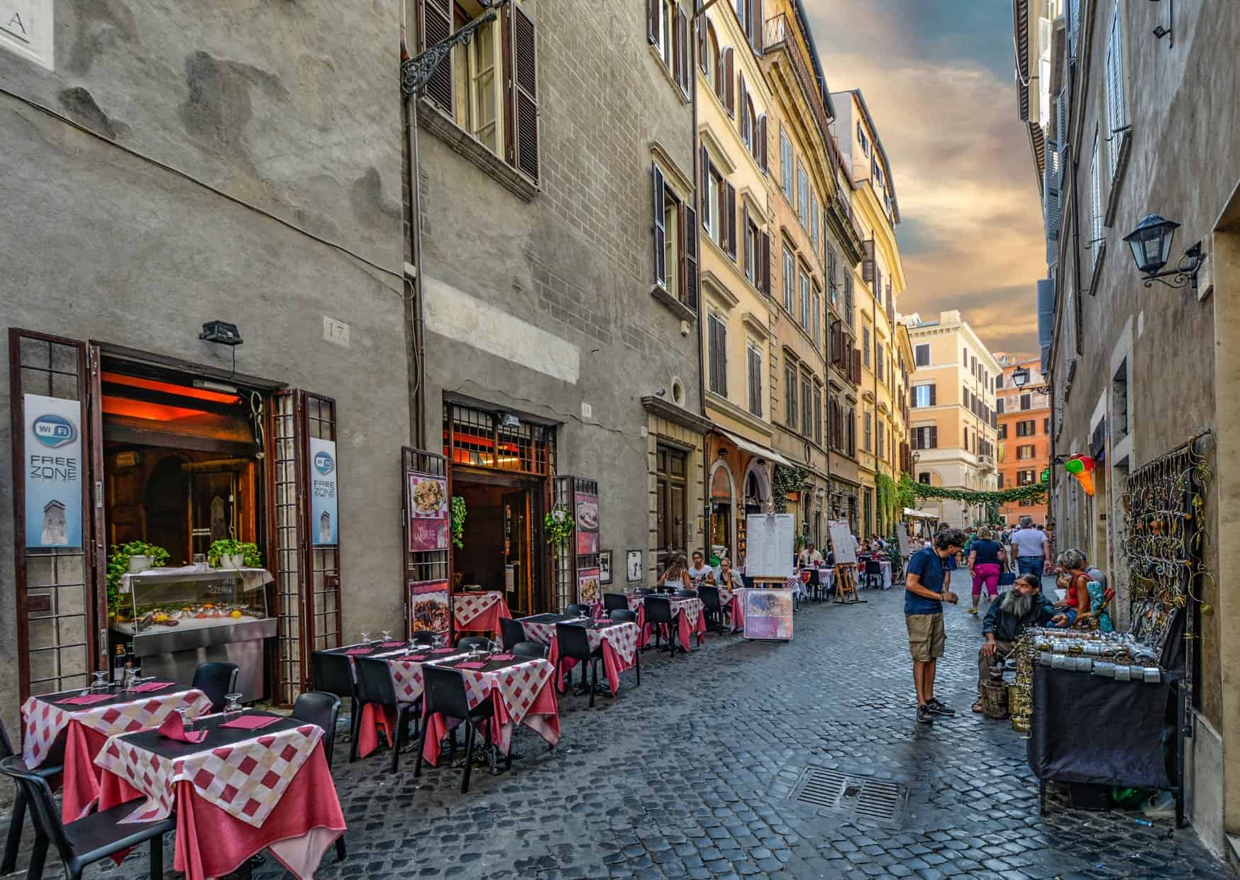 9 Breakfast Rules in Italy That Shock American Tourists 8