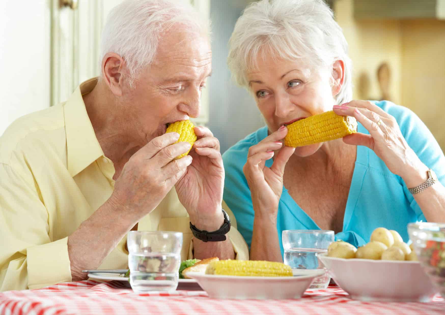 9 Table Manners Europeans Judge Americans For Breaking 7