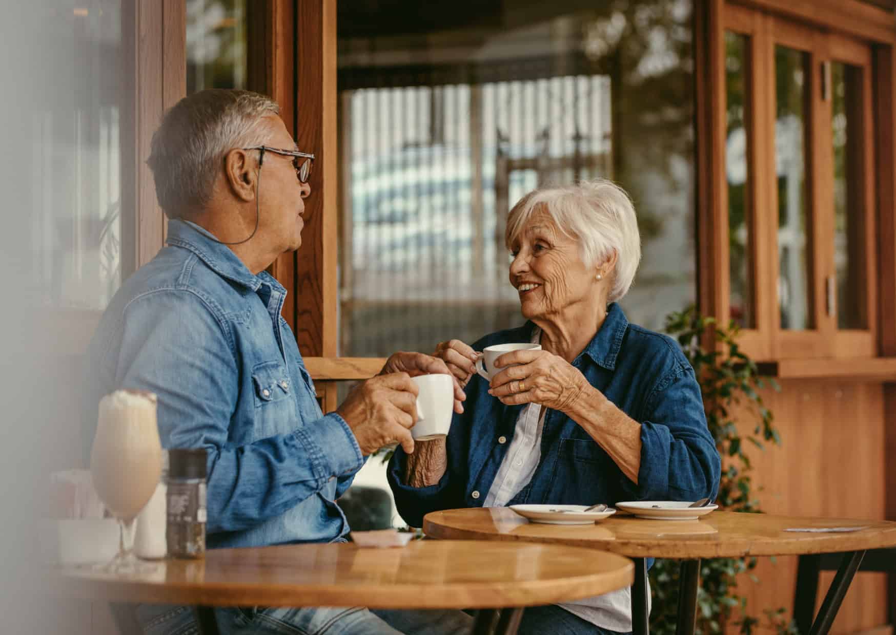 9 Unspoken Conversation Rules Europeans Swear By (But Tourists Don’t Know) 7 9 Unspoken Conversation Rules Europeans Follow 7