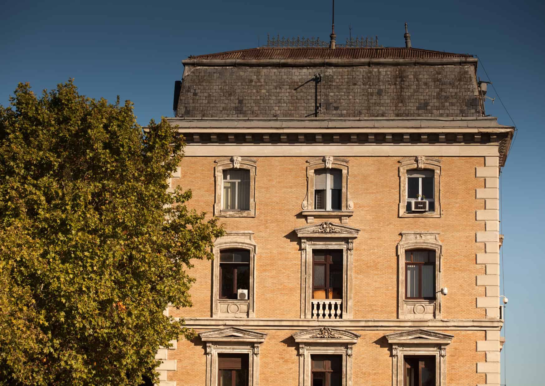 How Europeans Actually Afford Living in Cities Without Six Figure Salaries 2