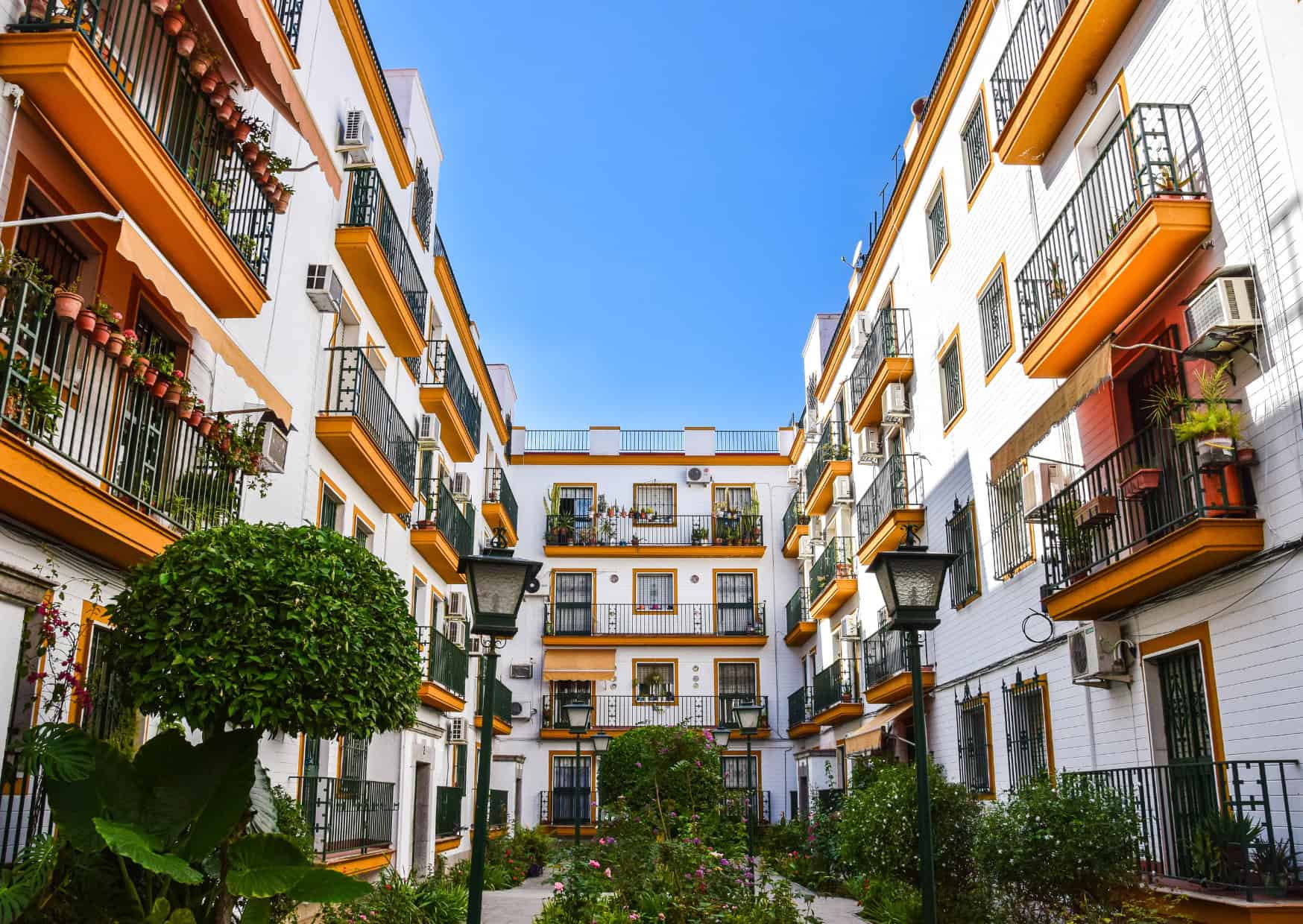 Why Europeans Say No to Air Conditioning — Even When It’s 100°F Outside 4 Reasons Europeans Refuse To Use Air Conditioning 7