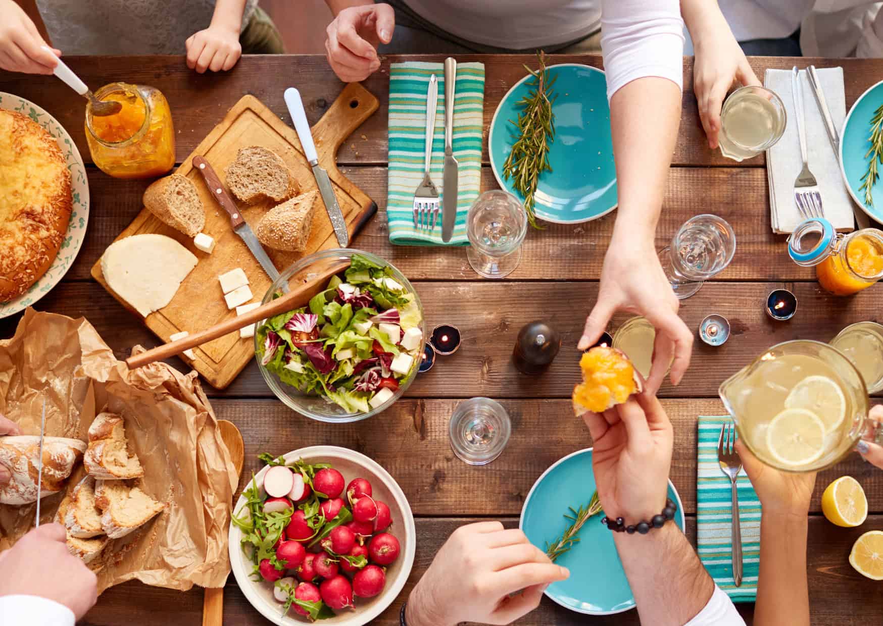 Spanish Families Have Dinner for a Week 7