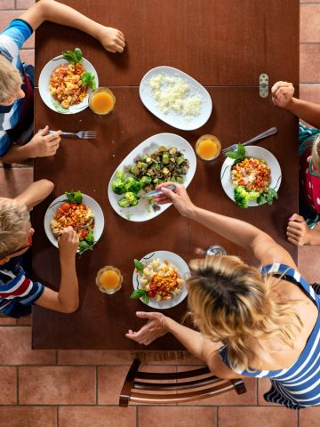 The Real Reason Europeans Don’t Small Talk With Strangers