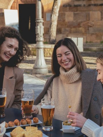 The Real Reason Europeans Take 2-Hour Lunch Breaks (And Still Get More Done) (6)