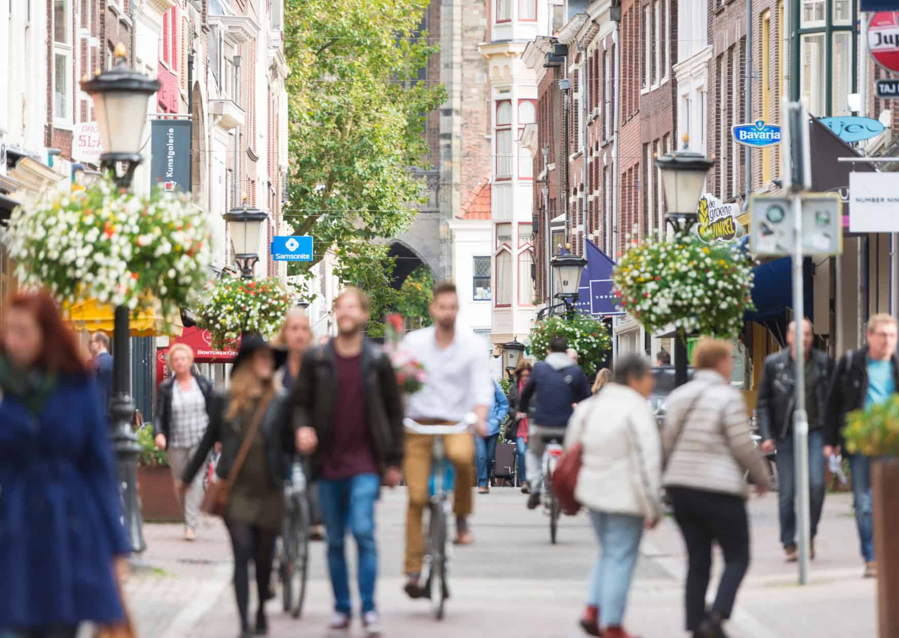 Why European Cities Are Designed for Walking 2