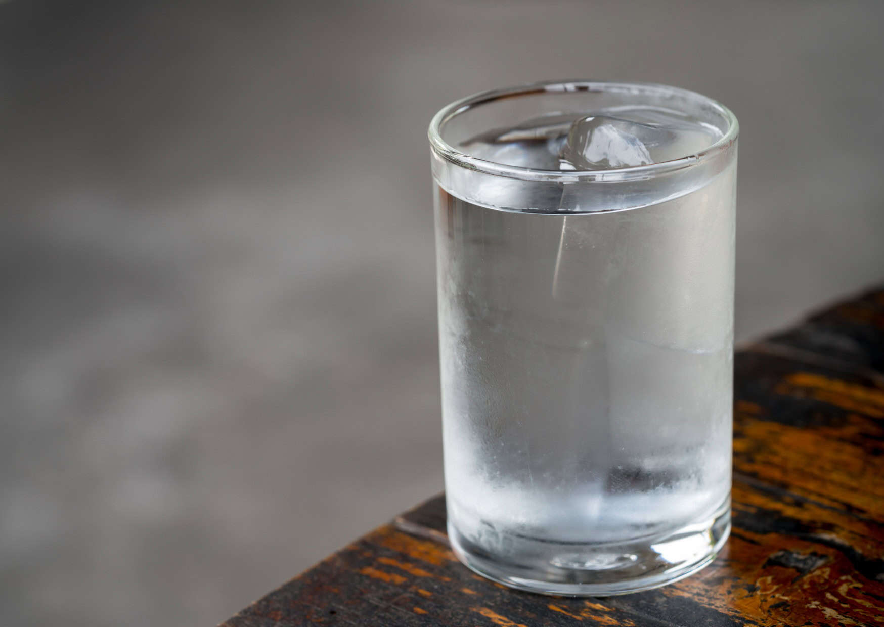 10 Foods Chefs Say You Should Never Order at a Restaurant — And What to Pick Instead 3 12 Everyday European Habits That Shock Americans