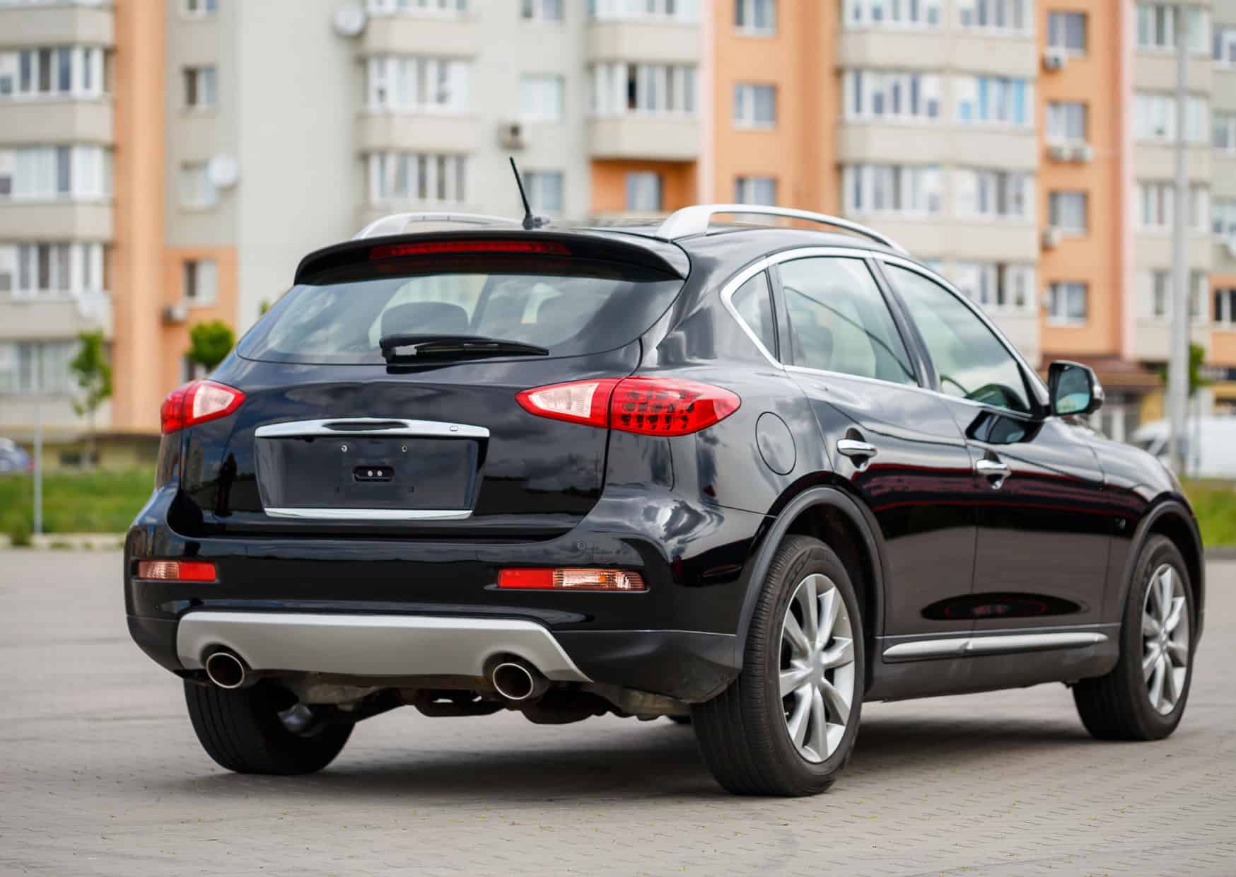 Why Europeans Think These American Splurges Are Actually Stupid